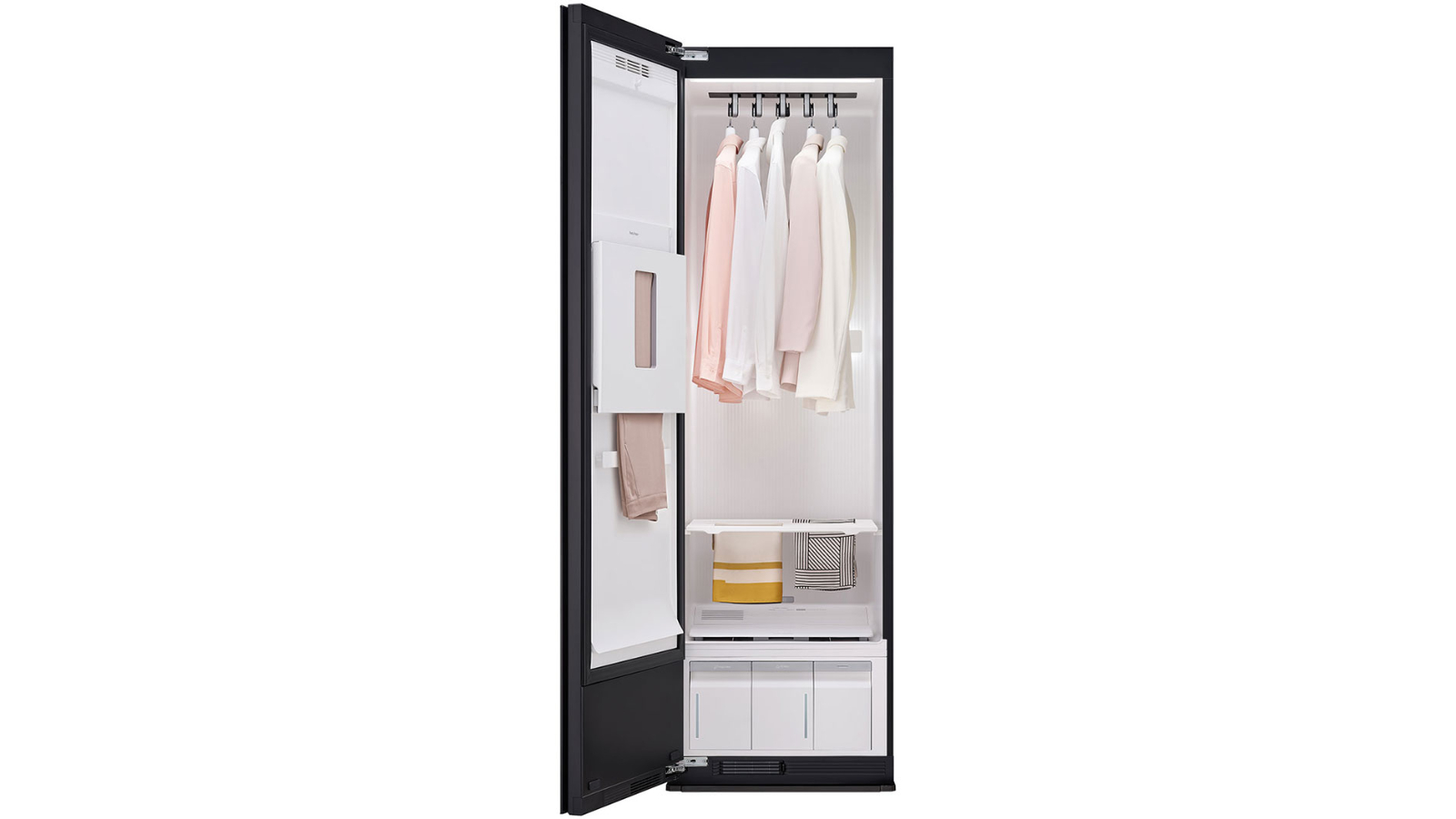 LG Styler 5 Garment Mirror with True Steam - Black | Domayne