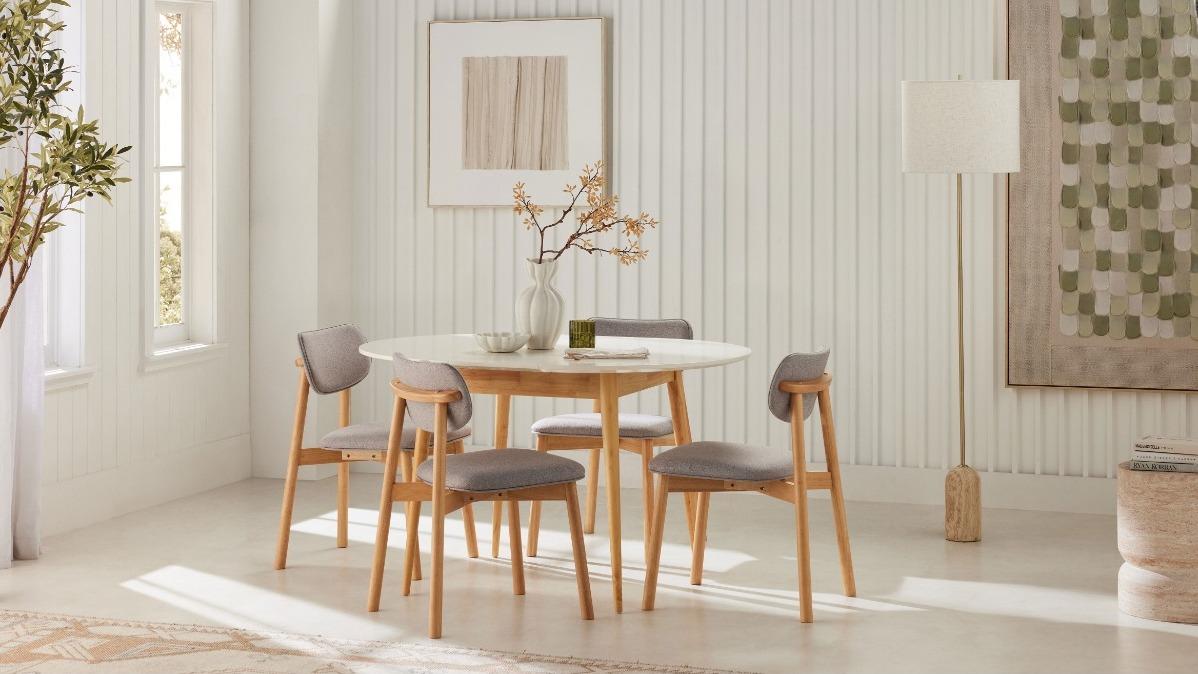 Snow Extension Dining Table