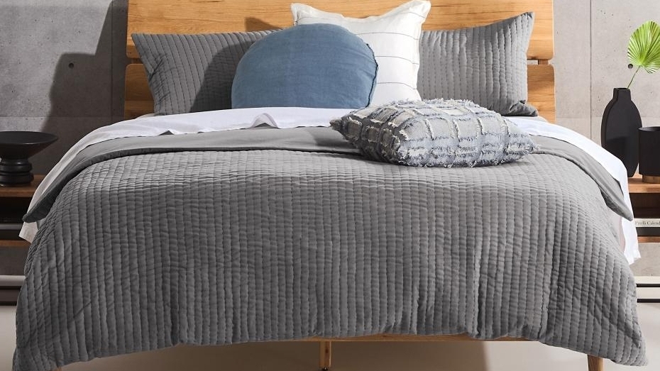 Mila Stitch Dove Quilt Cover Set