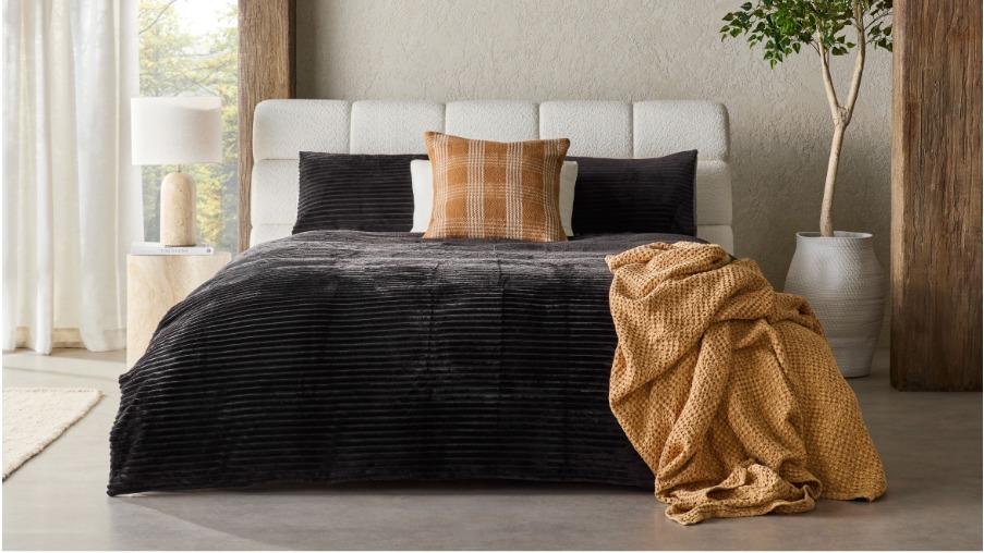 Bambury Channel Quilt Cover Set in Charcoal