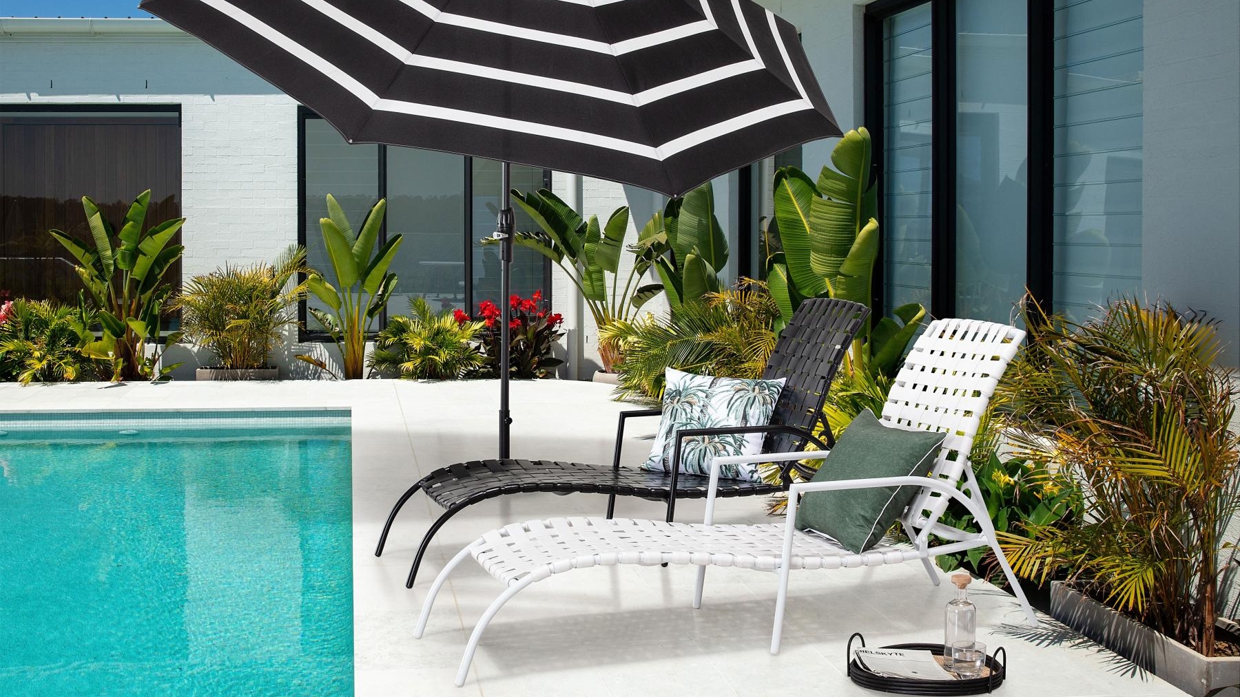 Squares Outdoor Sunlounge