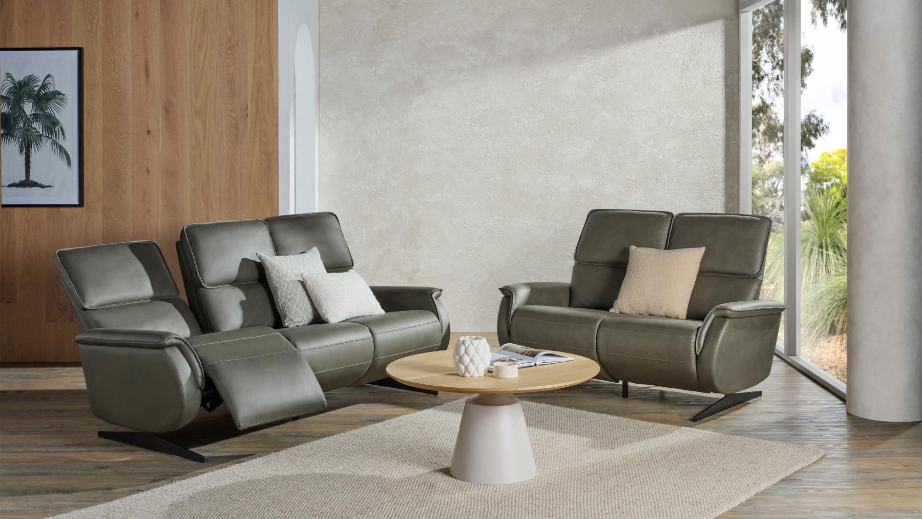 Lucia Lounge with Twin Manual Reclining Actions in Olive