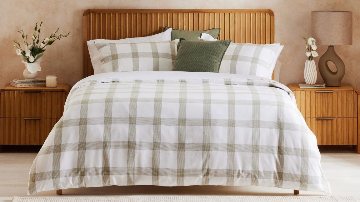 Domayne Luxuries Hamilton Check Green Quilt Cover Set