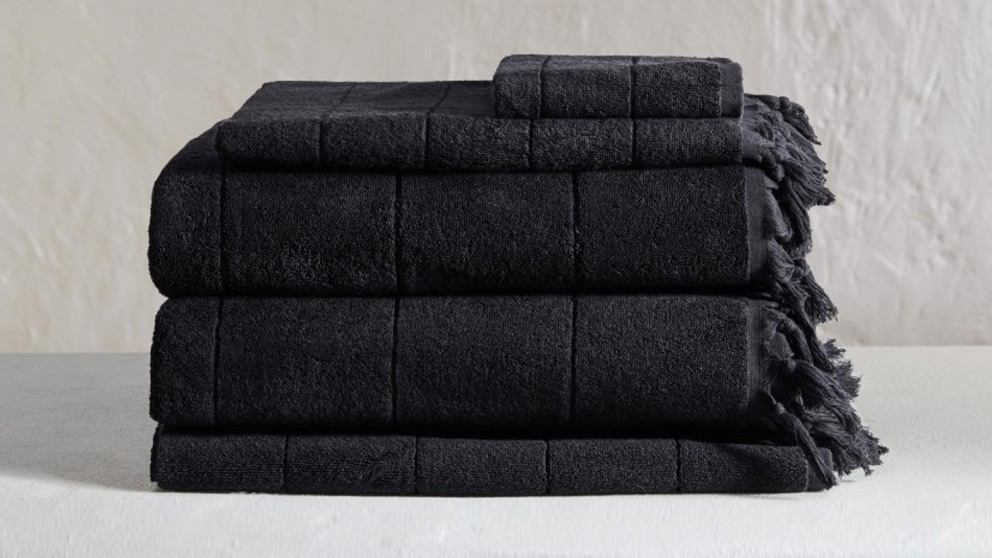 Aura Paros Black Towels
