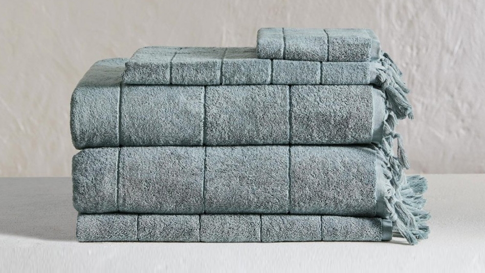 Aura Paros Eucalypt Towels