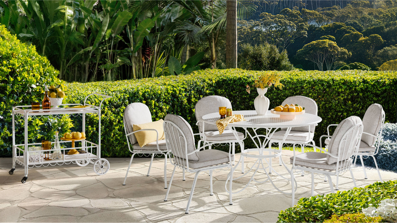 Botanic Outdoor Round Dining Table
