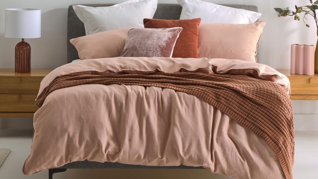 Pique Rose Quilt Cover Set