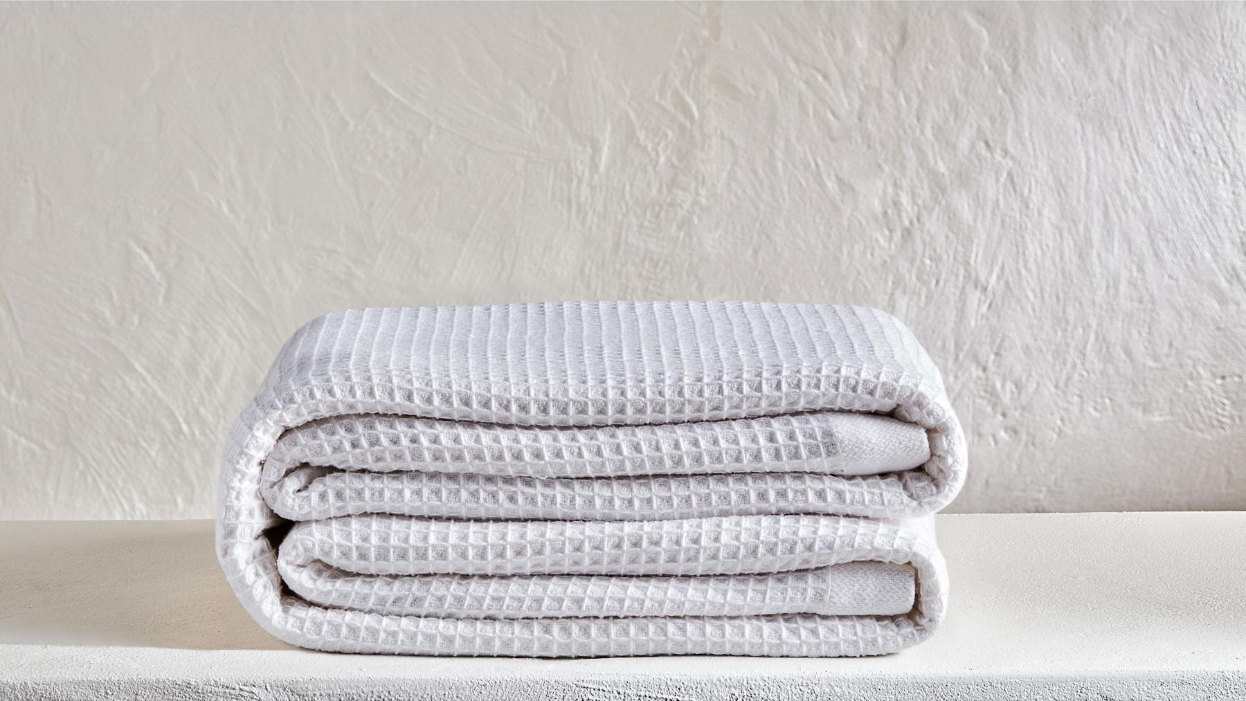 Waffle Weave White Queen/King Blanket 