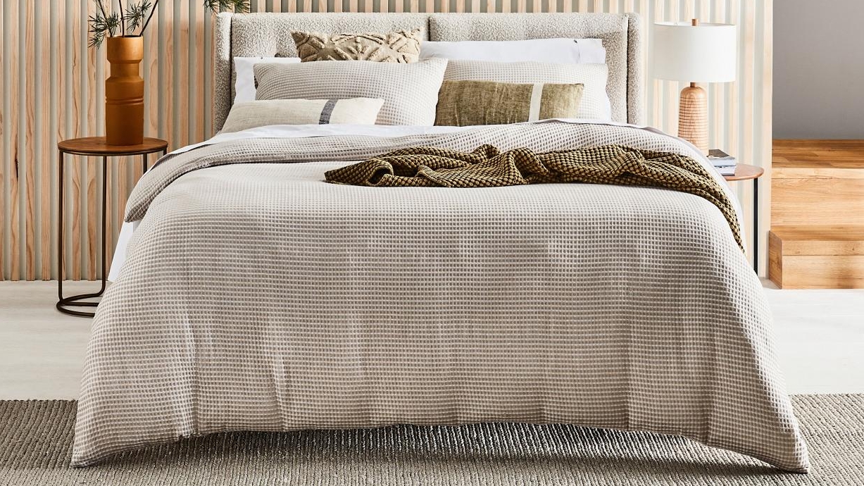 Diamond Waffle Natural Quilt Cover Set