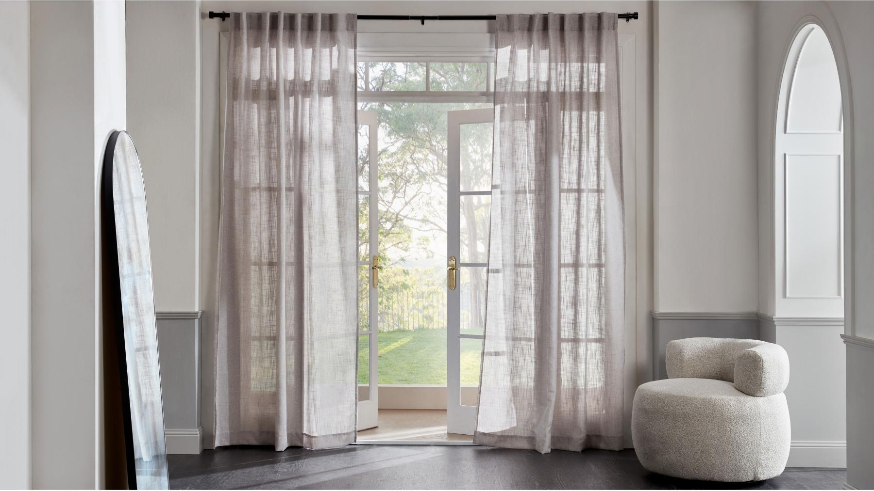 Flynn Sheer Single Curtain in Silver 
