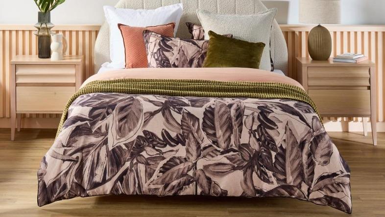 Elio Black Quilt Cover Set