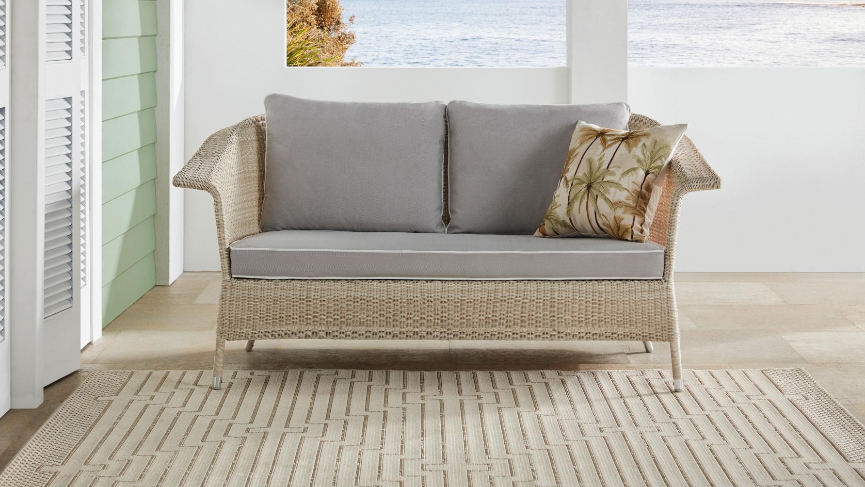 Cayman 2.5-Seater Outdoor Wicker Lounge