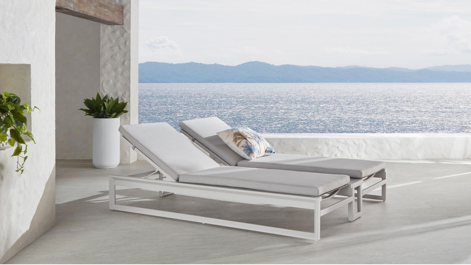 Bellevue Outdoor Double Sunlounger Domayne