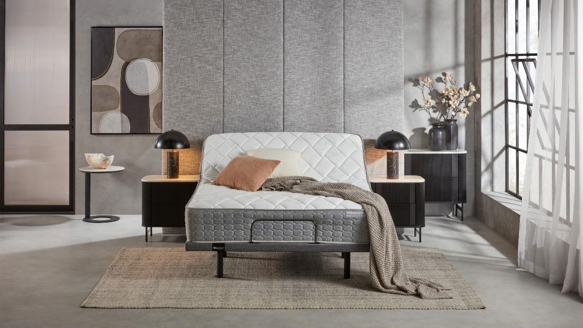 Sealy Posturepedic Radiance Firm Mattress + Sealy Posturematic Inspire Adjustable Bed Base Queen Bundle