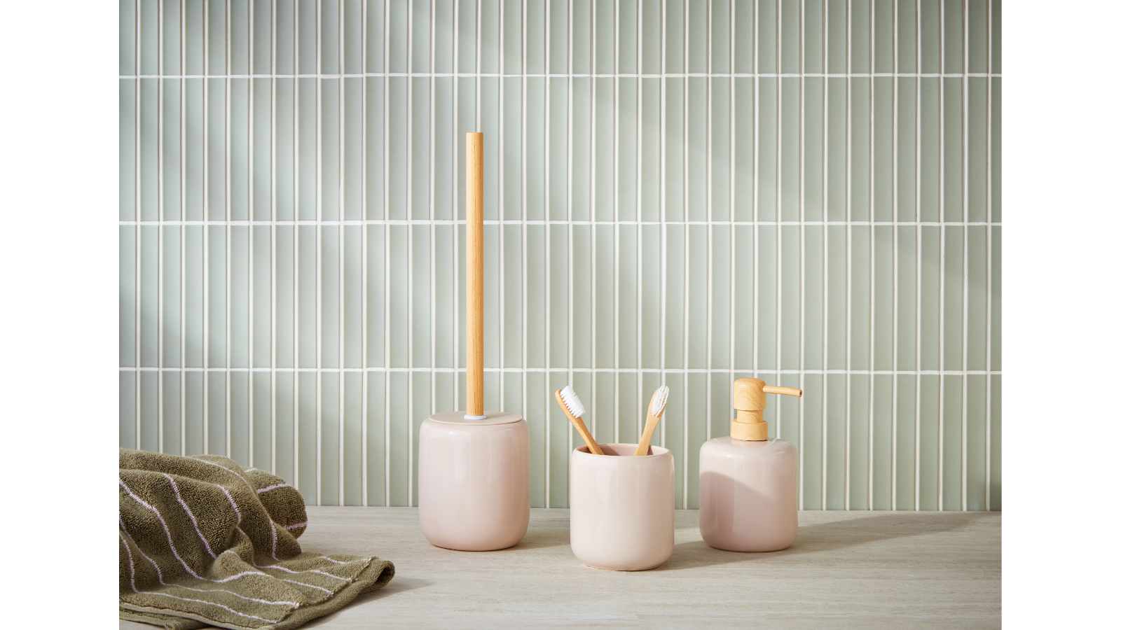 Porto Loft Bathroom Accessories