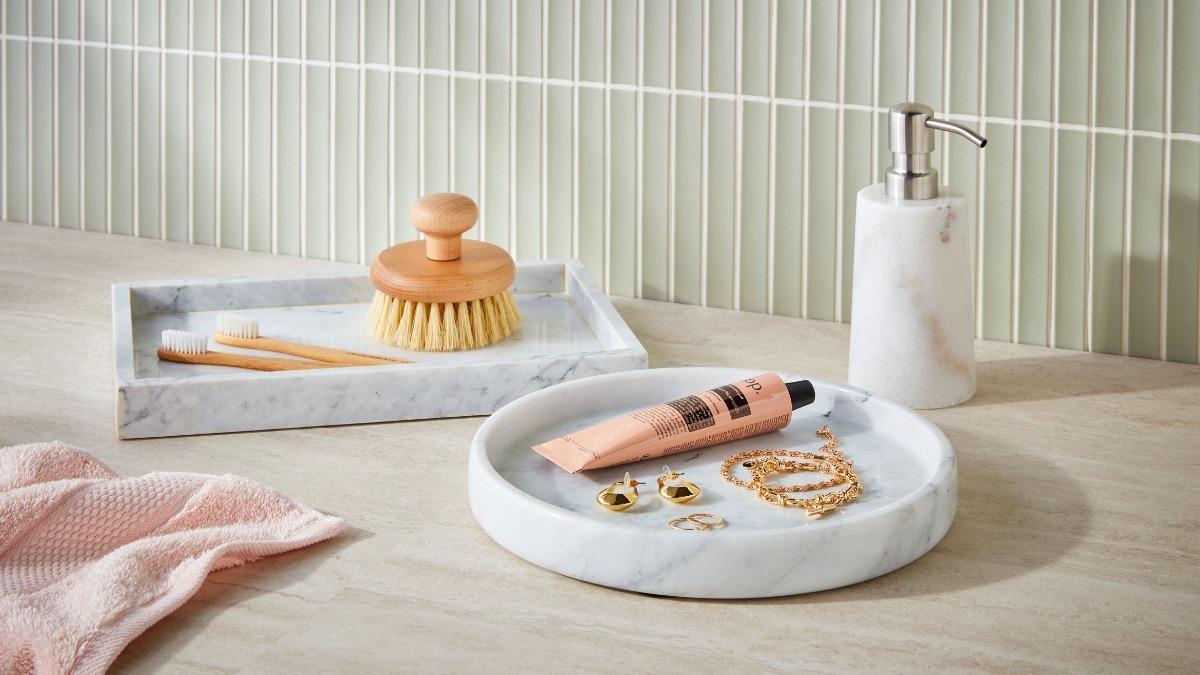 Cove Marble Accessories