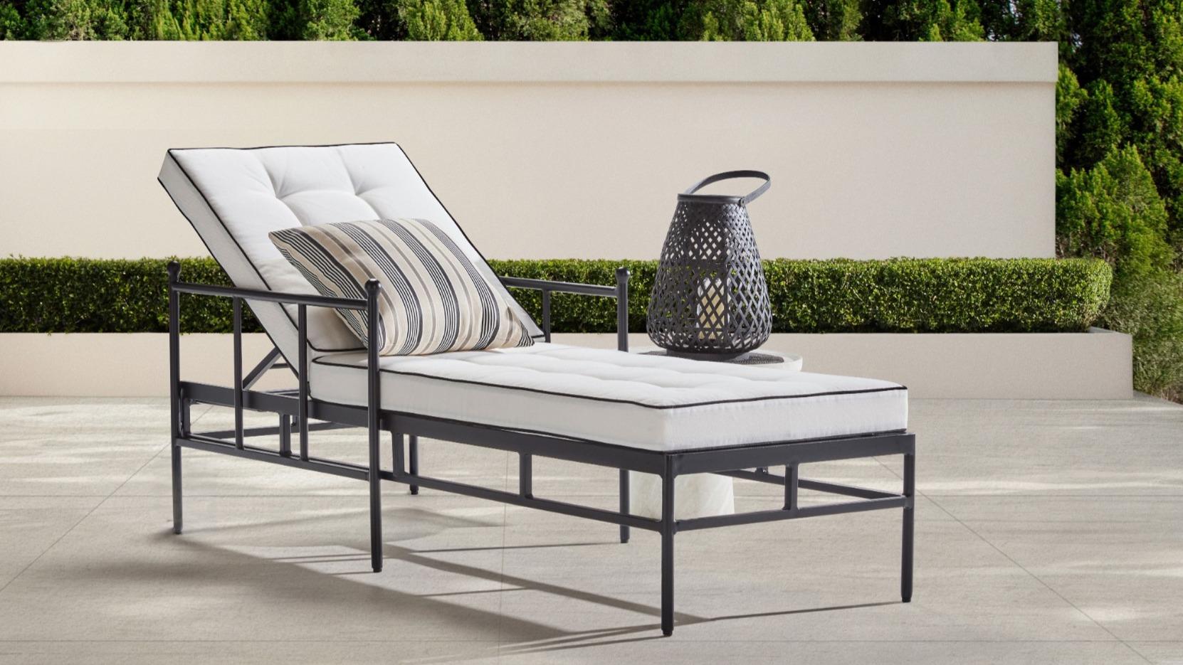 Rae Outdoor Sunlounge