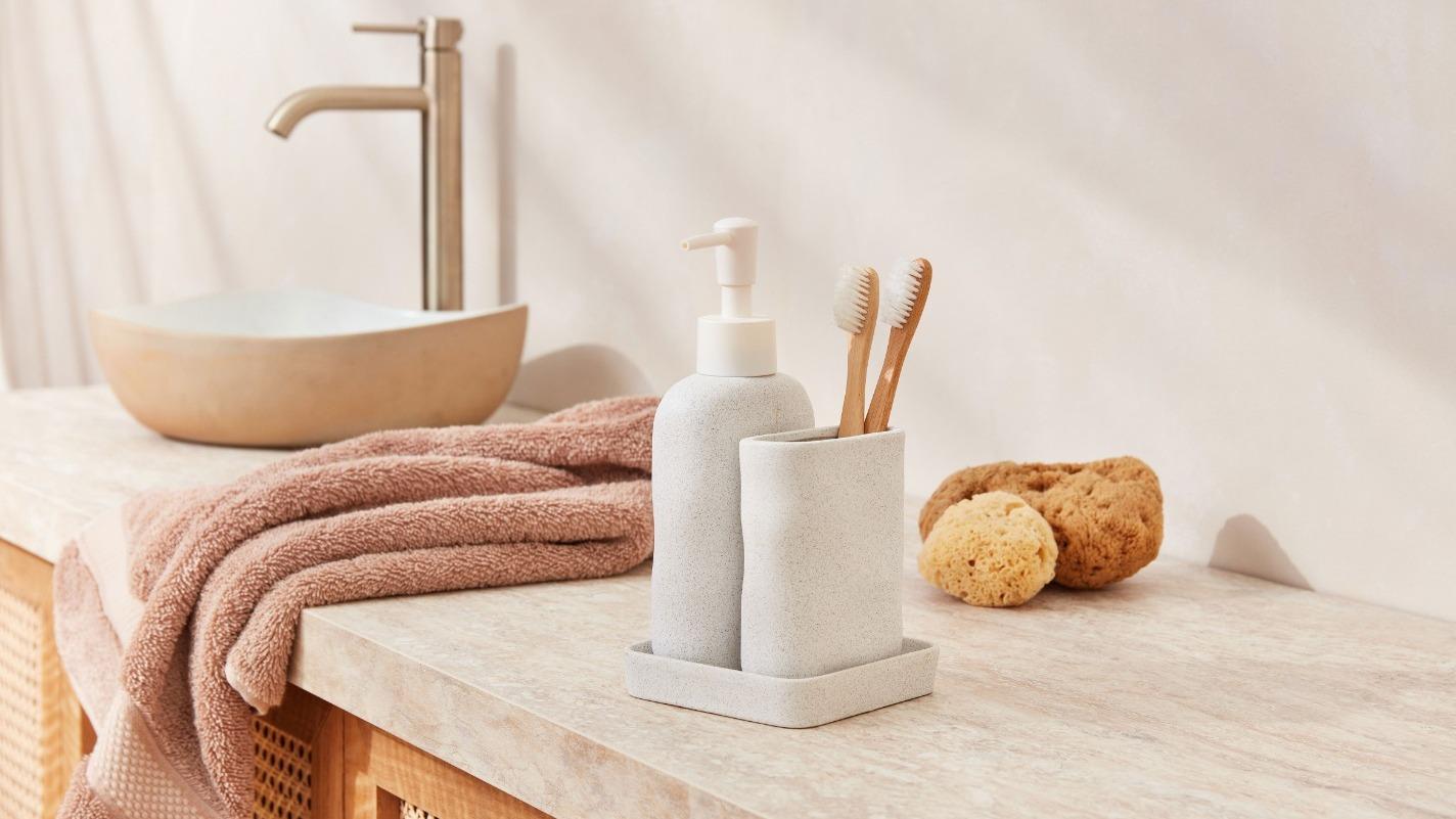 Elemental Evora Set of 3 Bathroom Accessories in White