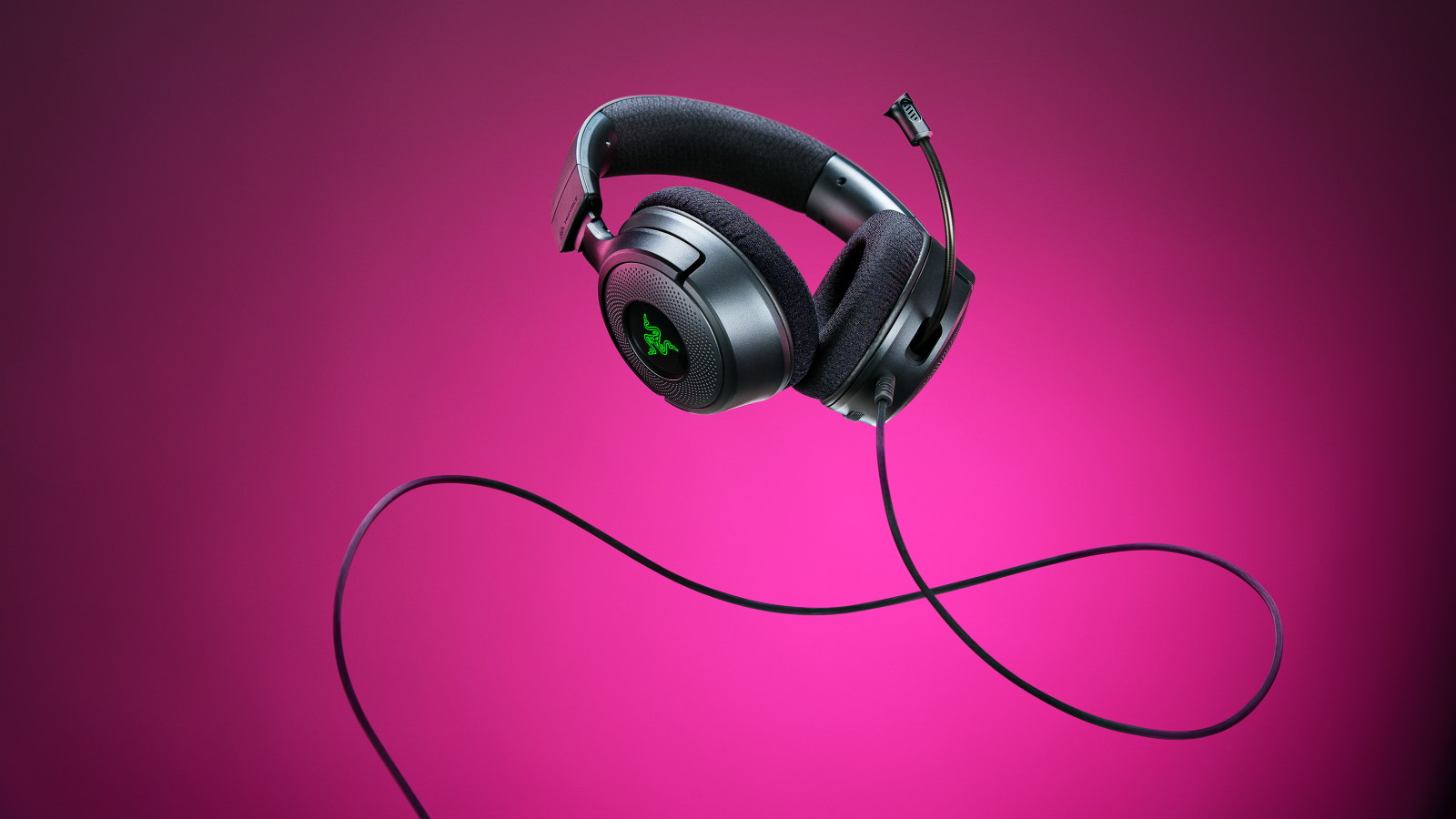 RAZER　KRAKEN　V4 Immersive audio with Razer Kraken V4 Pro Wireless headset.