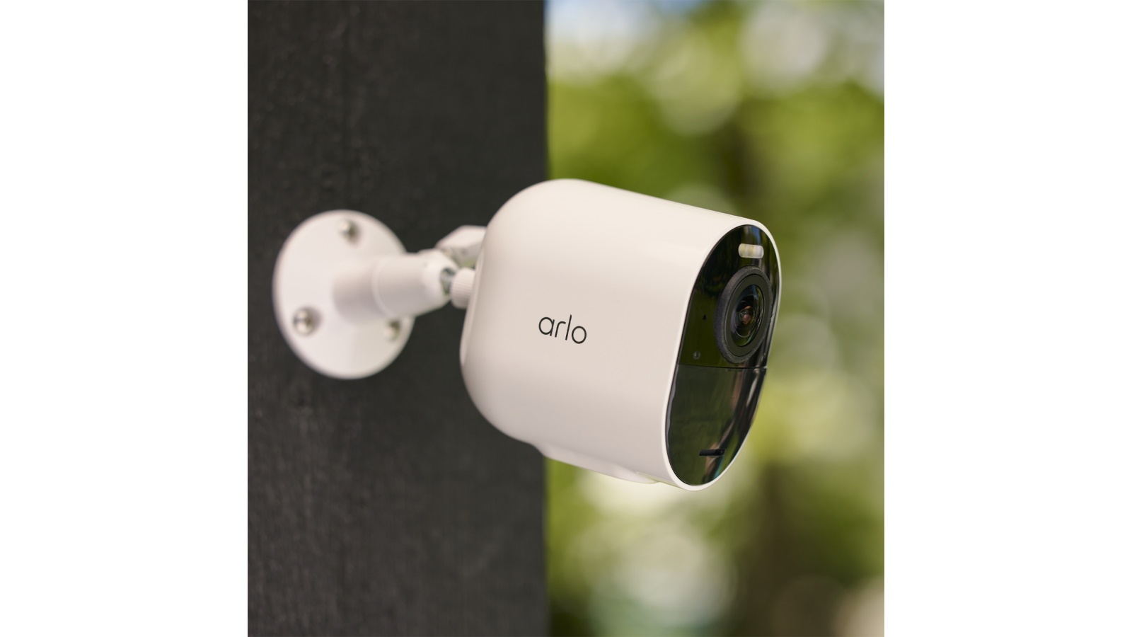 Arlo Ultra 4K (3rd Gen) Security Camera - 4 Camera and Hub Kit