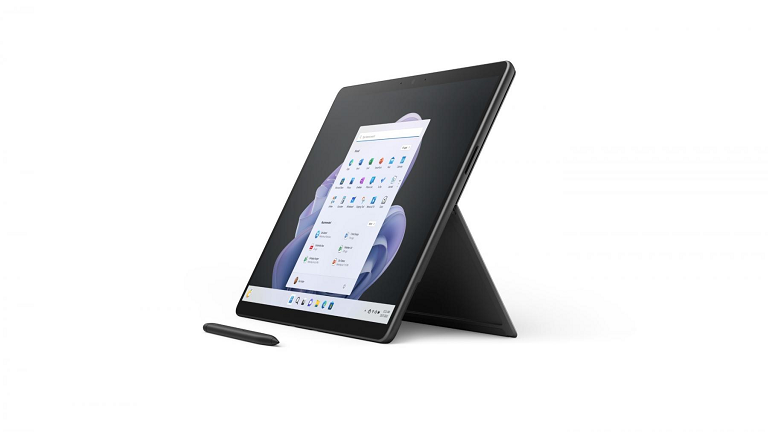 Microsoft Surface Pro 9 13-inch i5/8GB/256GB SSD 2 in 1 Device
